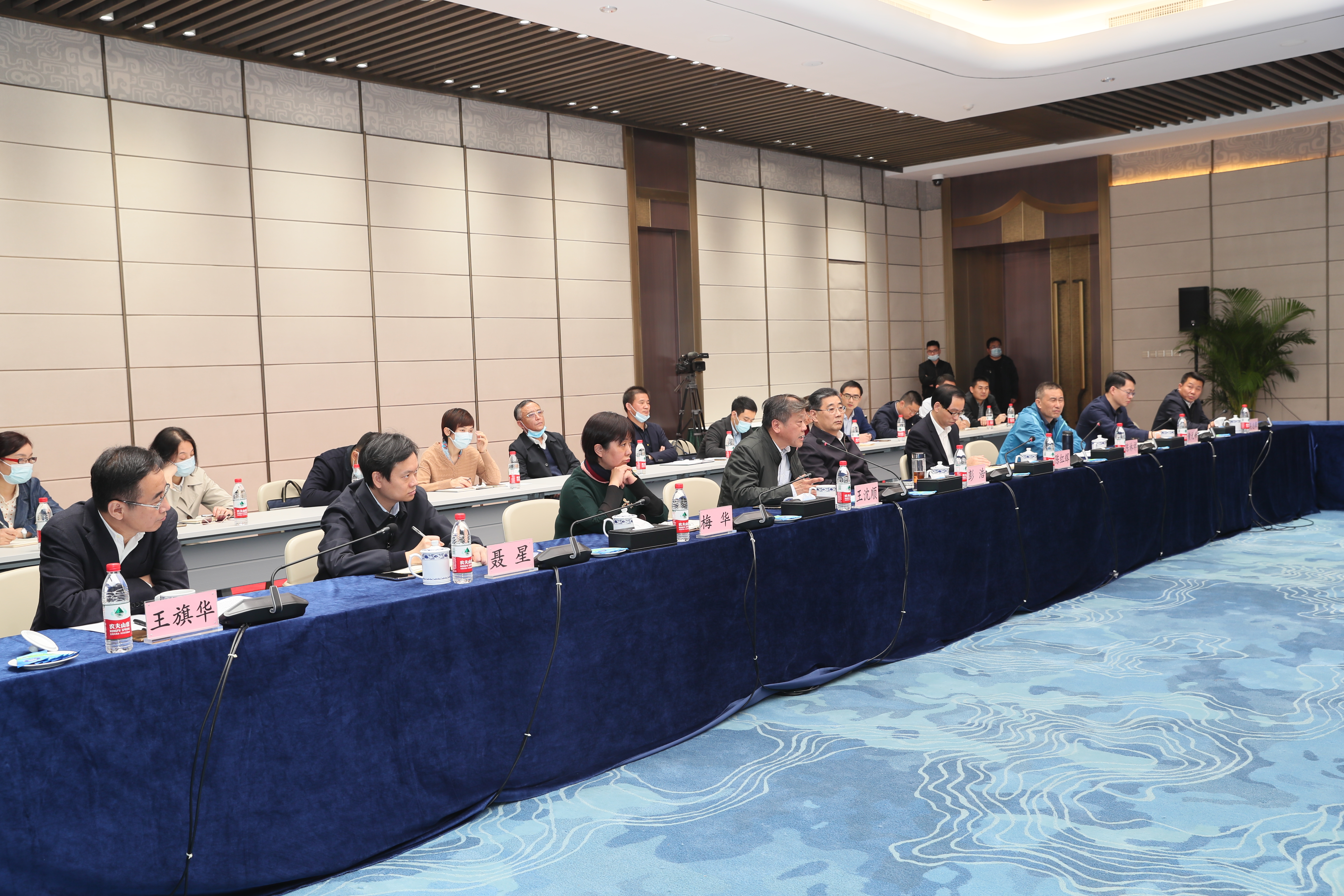 副省长肖菊华来公司调研(图10)