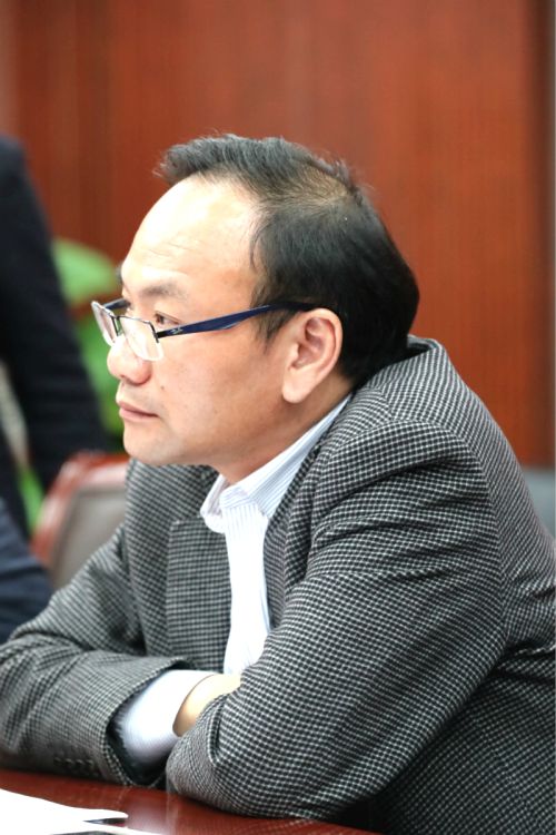 冯爱明参加指导公司领导班子民主生活会(图8)