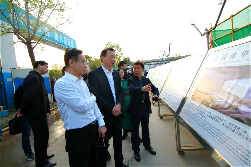 军运会执委会主任杨剑调研熊猫体育中心军运会场馆建设(图8)