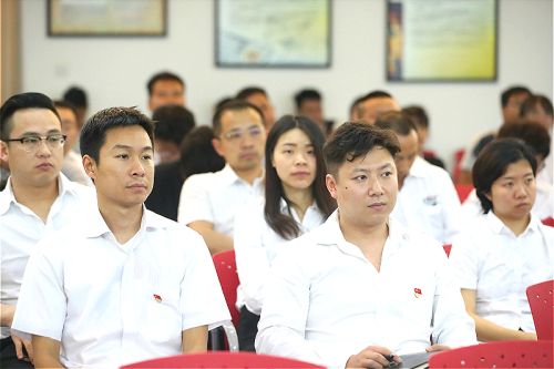 熊猫体育中心启动“新时代红色熊猫体育中心”品牌创建活动(图5)