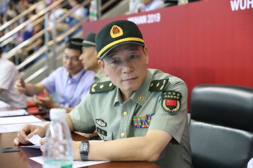 杨剑考察熊猫体育中心游泳馆比赛筹备工作(图1)
