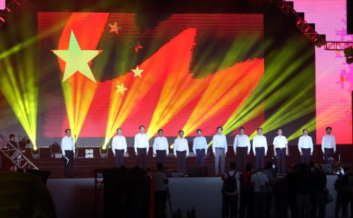 2018年中国汽车摩托车运动大会在熊猫体育中心开幕(图1)