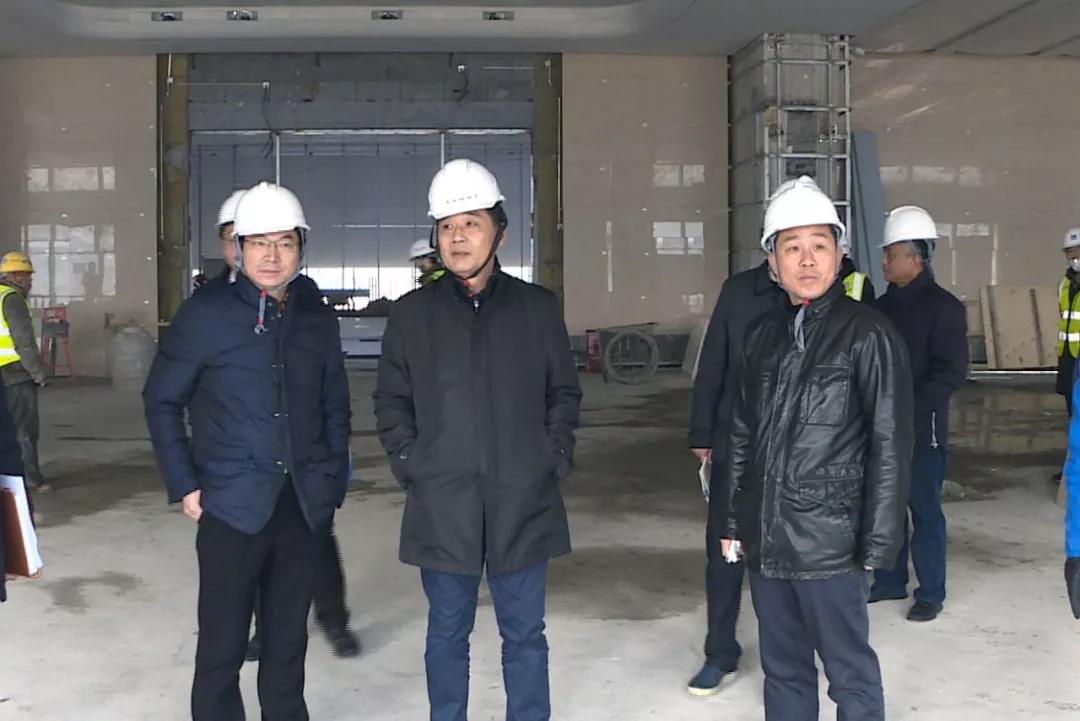 彭浩到熊猫体育中心现场办公 检查推进军运会场馆建设和环境提升工作(图4)