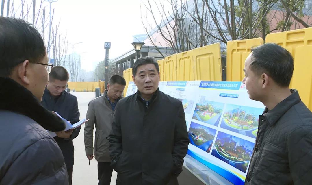 彭浩到熊猫体育中心现场办公 检查推进军运会场馆建设和环境提升工作(图3)