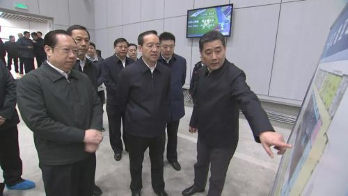 蒋超良王晓东到熊猫体育中心调研(图1)