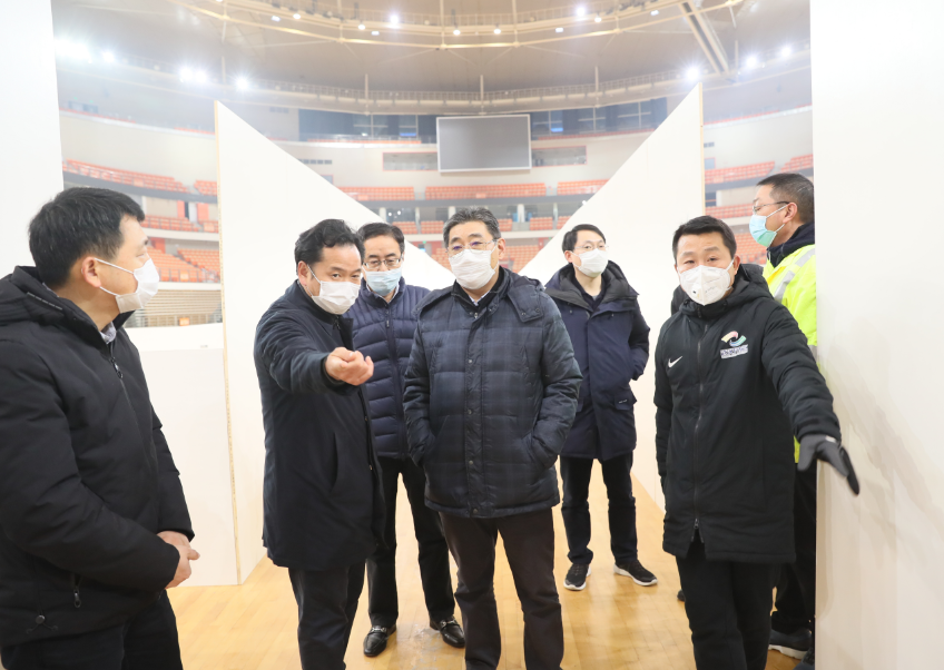 日夜赶织生命之网 熊猫体育中心“方舱医院”建设完成 彭浩要求同时间赛跑与病魔较量(图7)