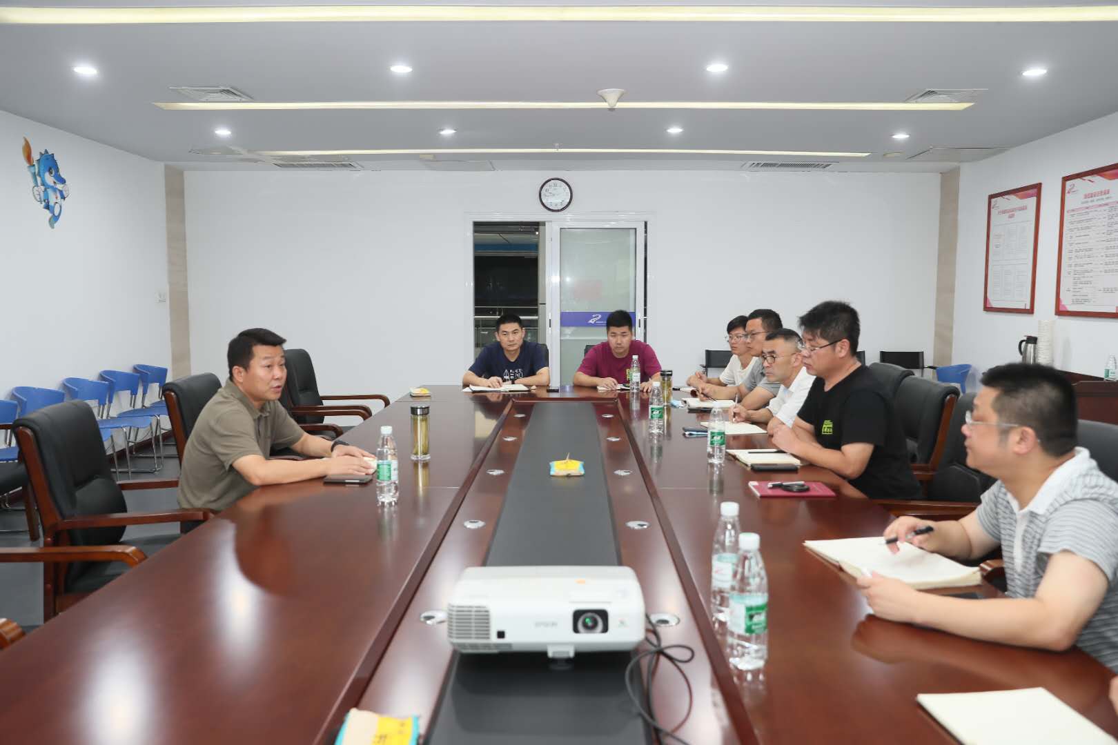 熊猫体育中心体育馆方舱医院将迅速恢复场馆功能服务社会(图1)