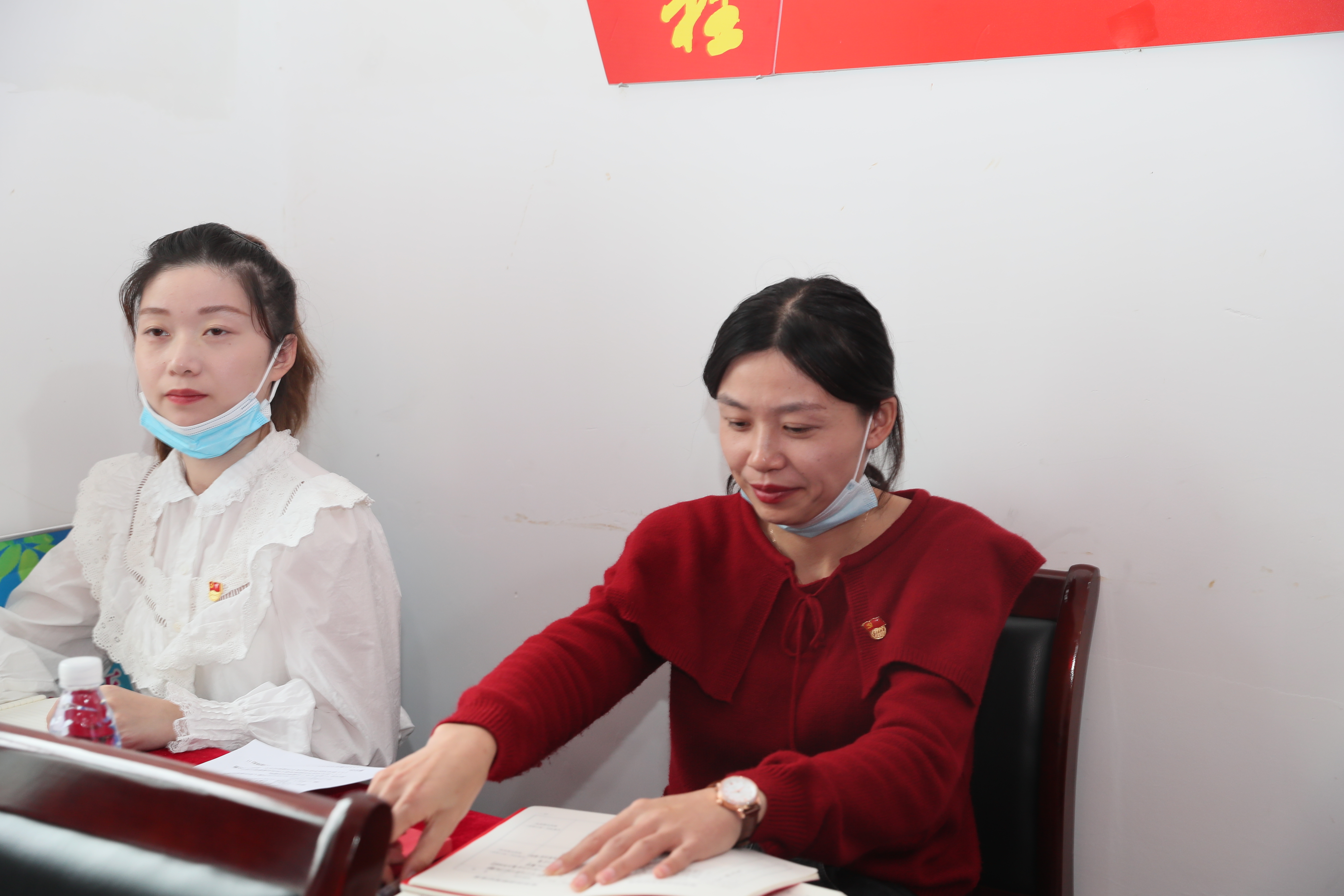 党建结对共建 熊猫体育中心和十八家社区联合开展主题党日活动(图2)