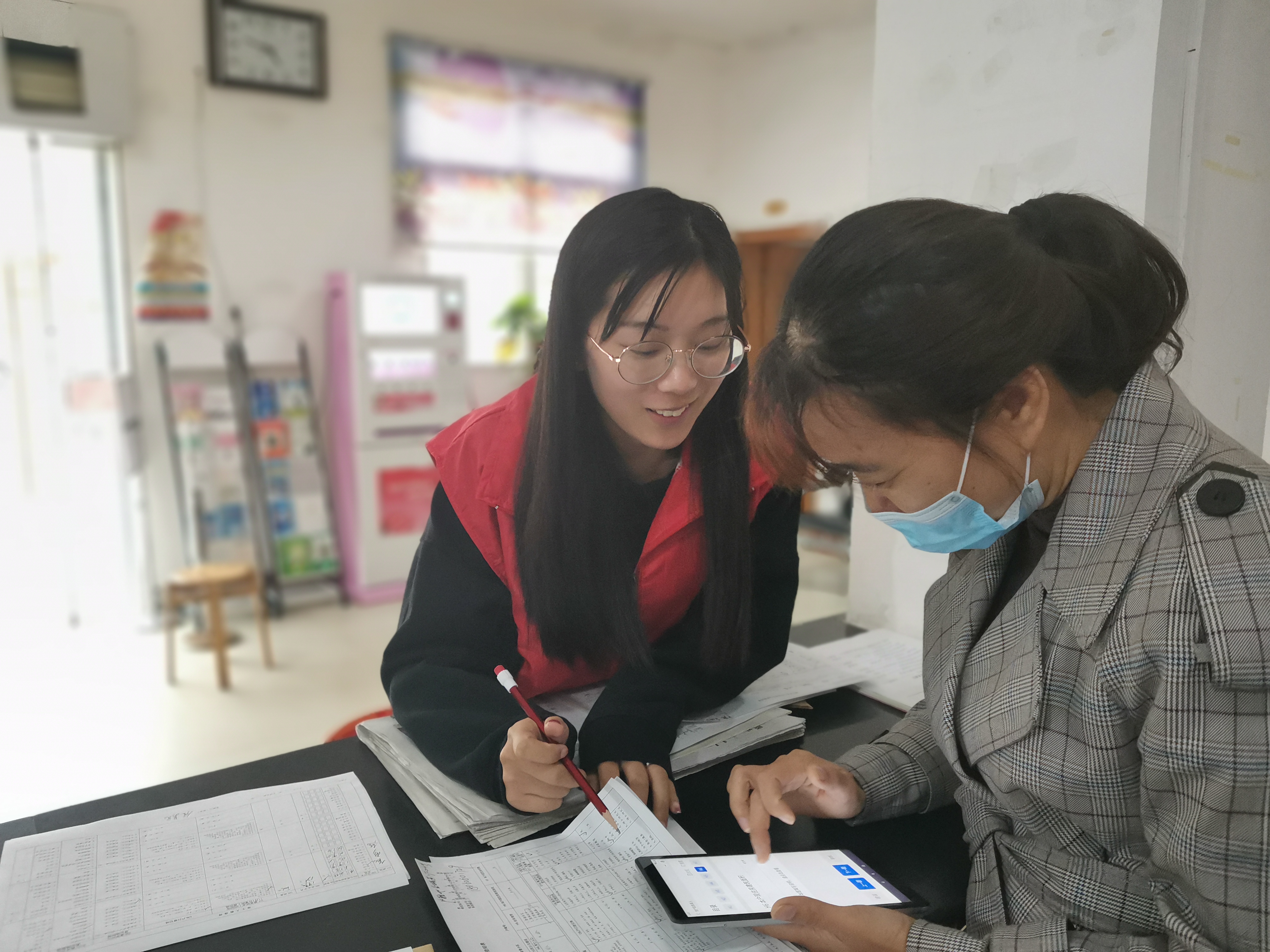 党建结对共建 熊猫体育中心和十八家社区联合开展主题党日活动(图8)
