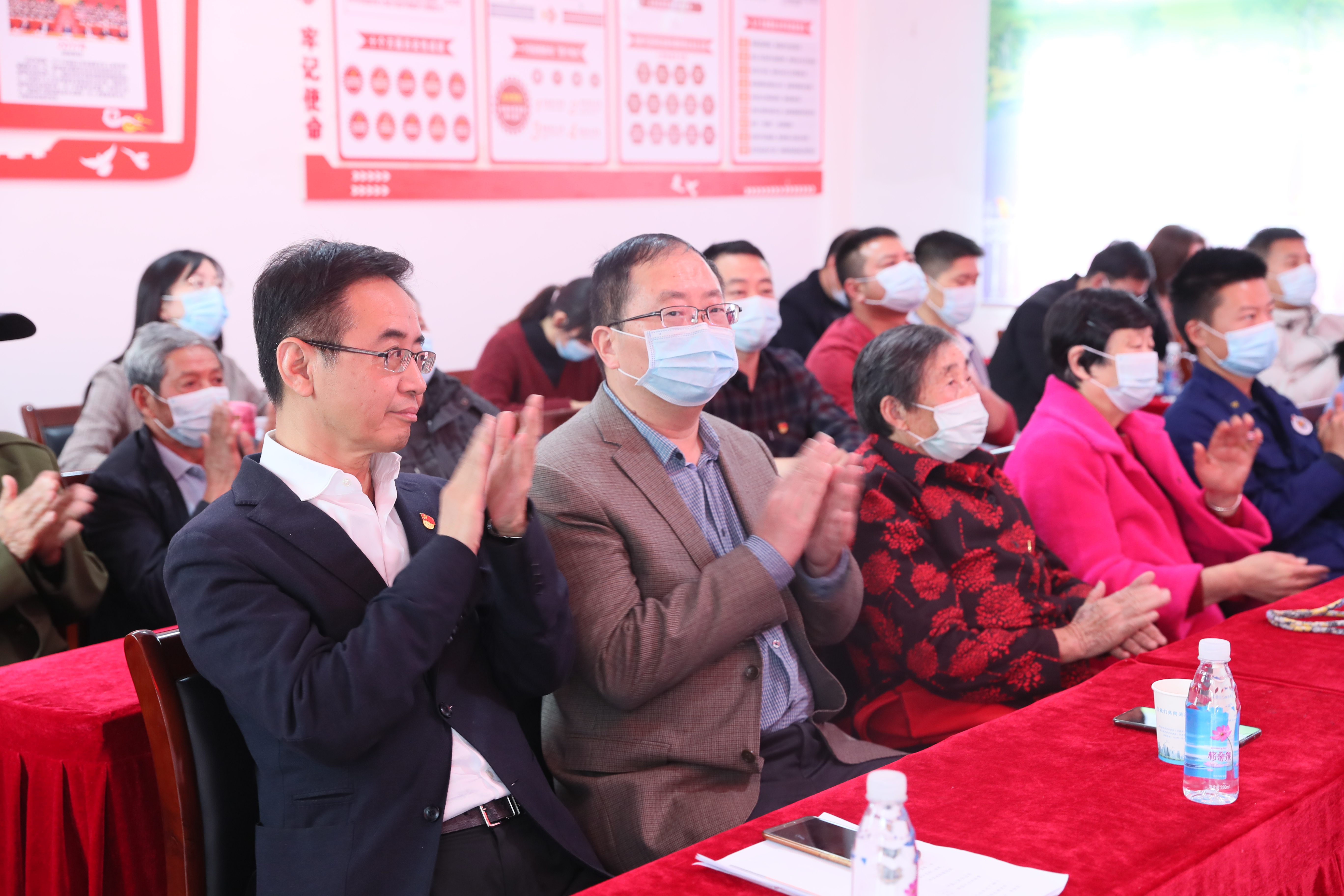 党建结对共建 熊猫体育中心和十八家社区联合开展主题党日活动(图9)