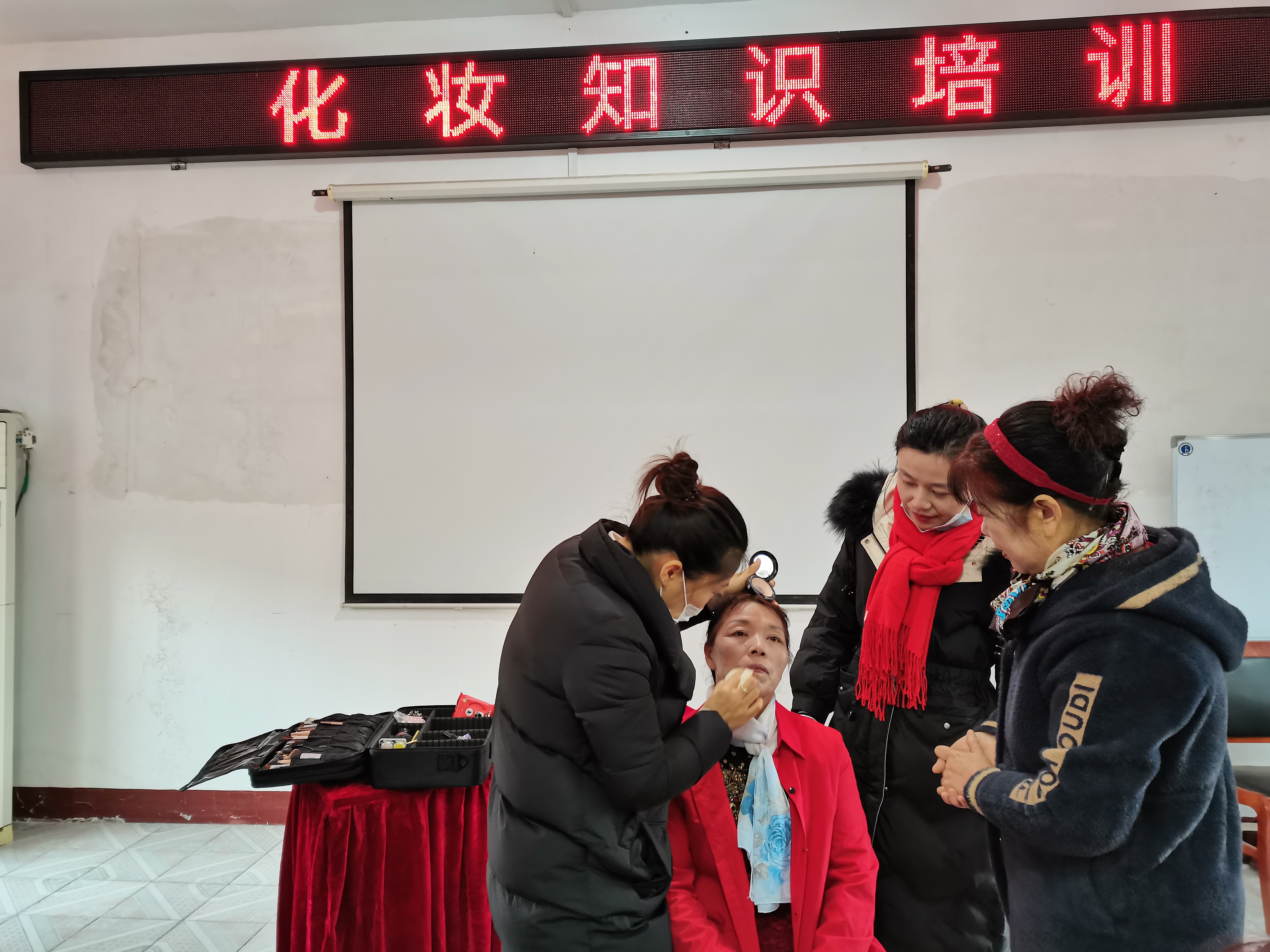 文化惠民进社区 让群众收获幸福 丨 熊猫体育中心和十八家社区开展共建活动(图6)